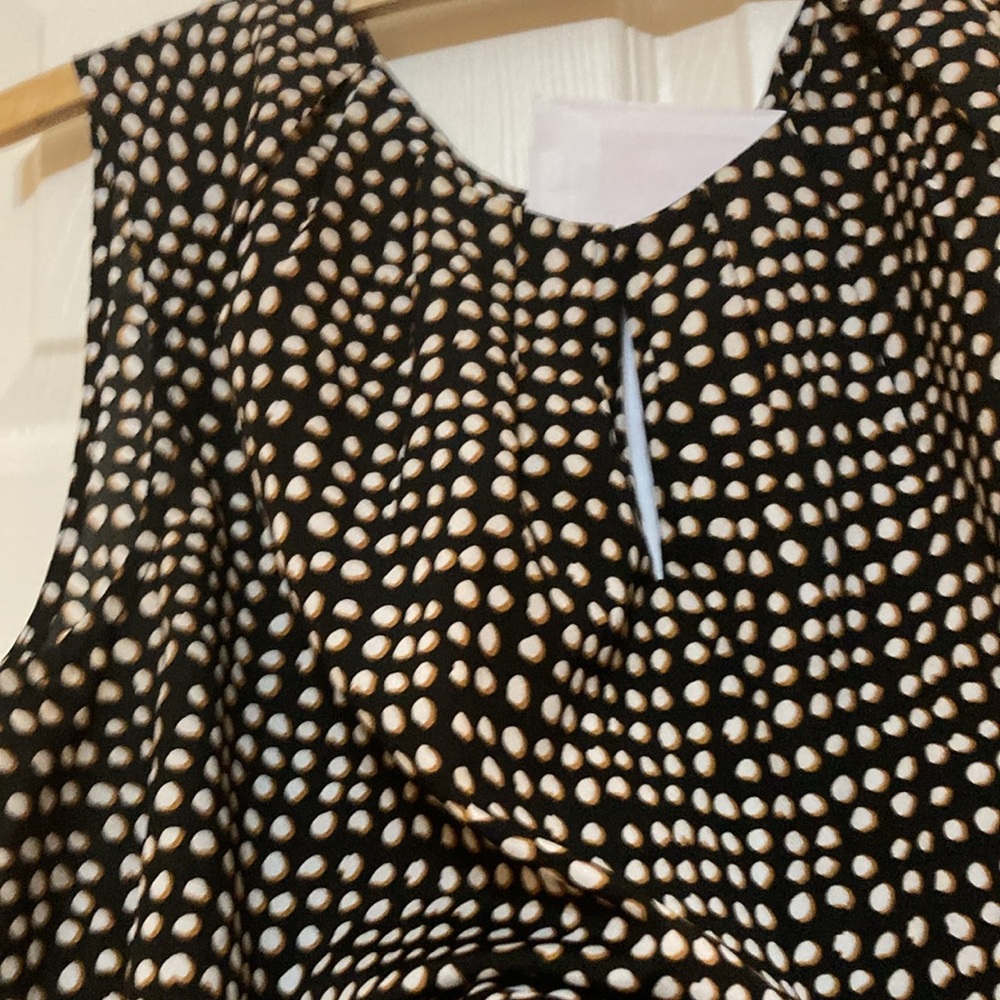 Sleeveless Reversible Top - Picture 3 of 4